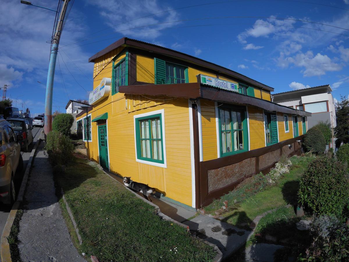 Amanecer De La Bahia Hostel Ushuaia Exterior photo